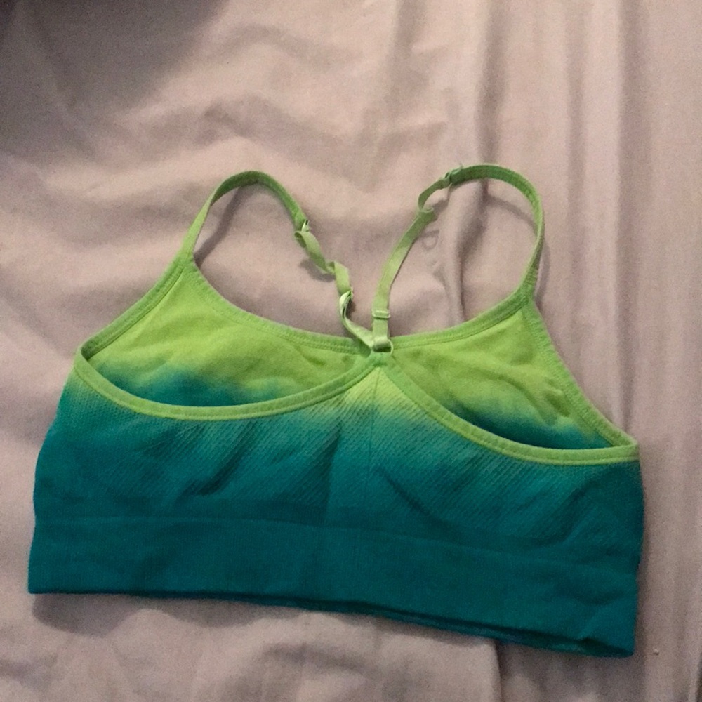 Sports bra - Picture 2 of 2